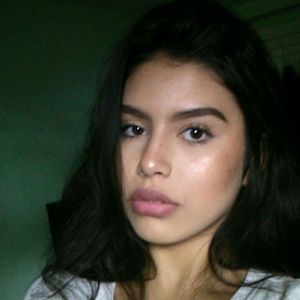 Meet your Posher, Daniela